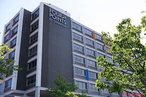 Four Points by Sheraton in Windsor is located centrally to Windsor attractions; including walking distance to Caesars and Windsor's riverfront