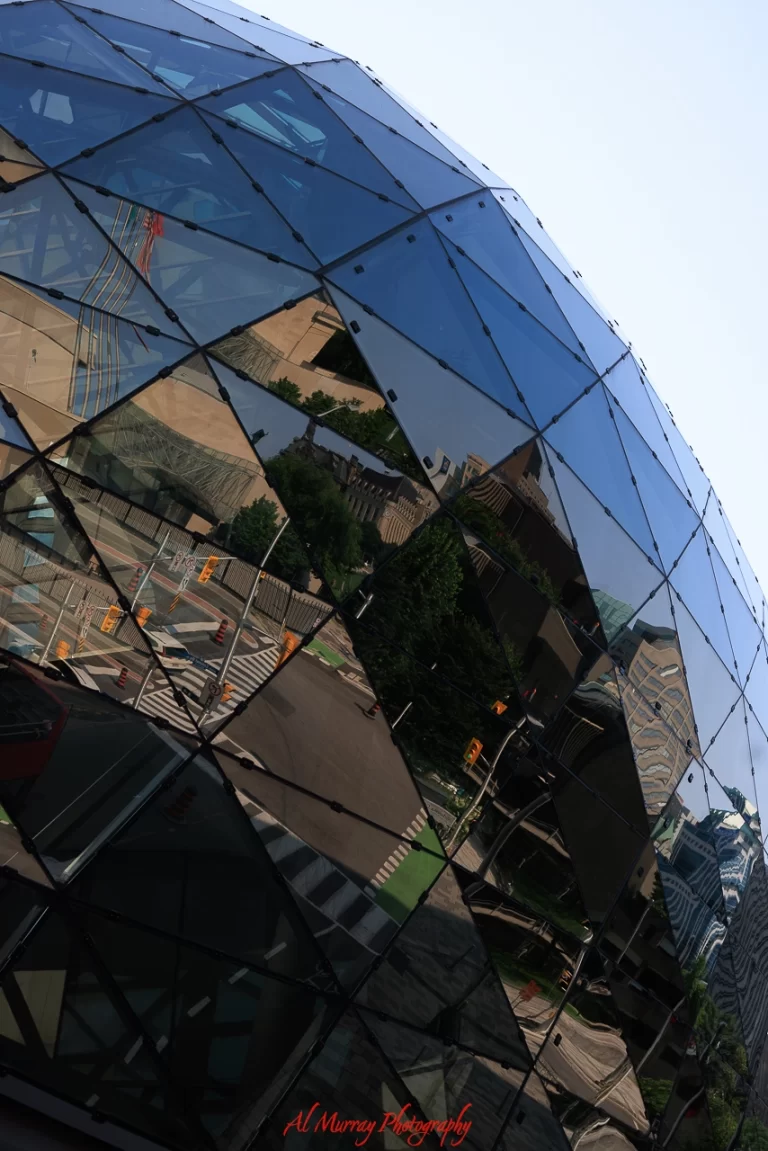 Downtown Ottawa tours on Hop On Hop Off bus